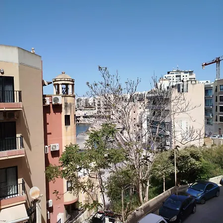 2-bedroom St Pauls Bay - Close To Sea 아파트
