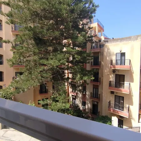 2-bedroom St Pauls Bay - Close To Sea 아파트