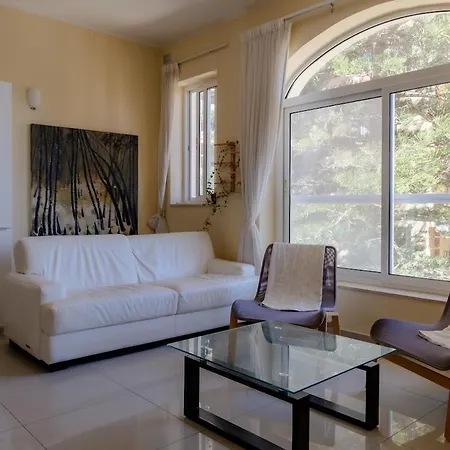 아파트 2-bedroom St Pauls Bay - Close To Sea